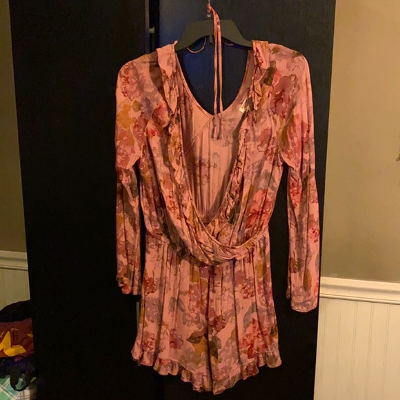 Romper - Picture 1 of 3